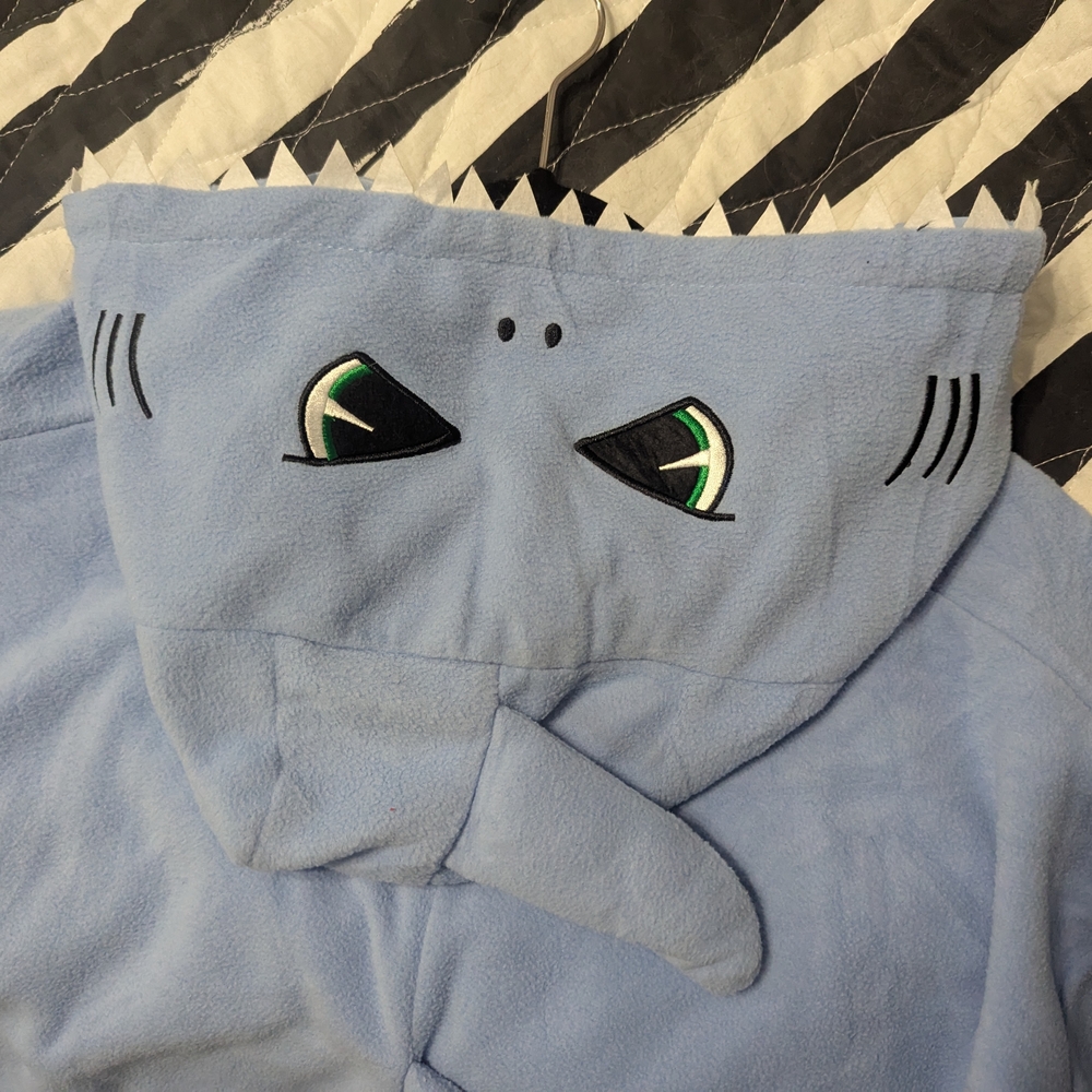 Adult Shark Kigurumi - Blue XXL - Cosplay, Costume, Pajamas - Picture 8 of 8